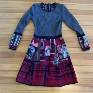 Save The Queen! Reversible Print Dress S Small long sleeve dress